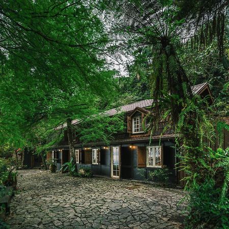 Deep Breath B&B Fengshan  Exterior photo